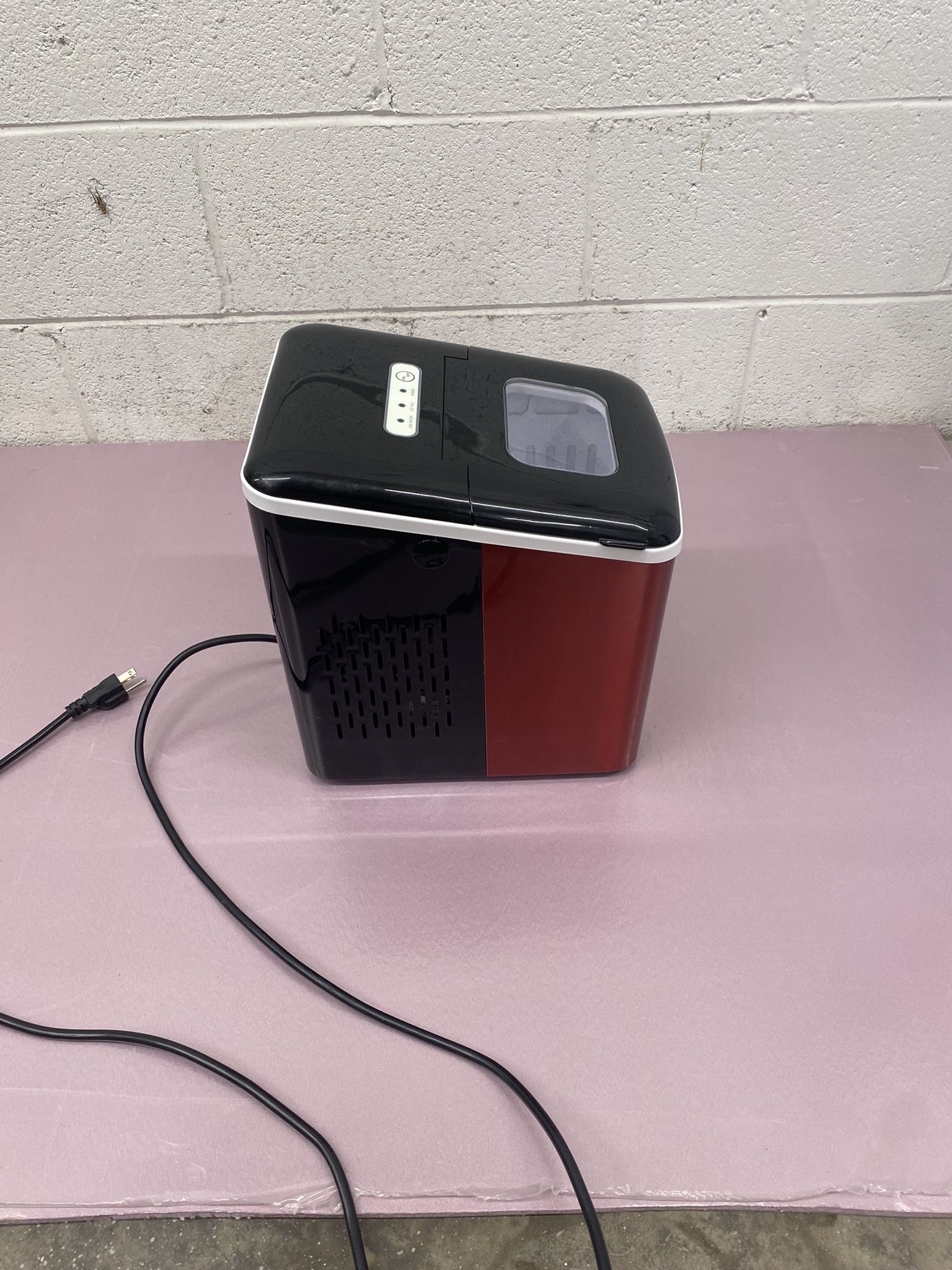 Portable Ice Pebble Maker