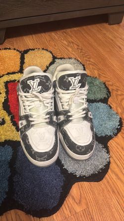 LV sneaker size 11 pickup or if local meet up