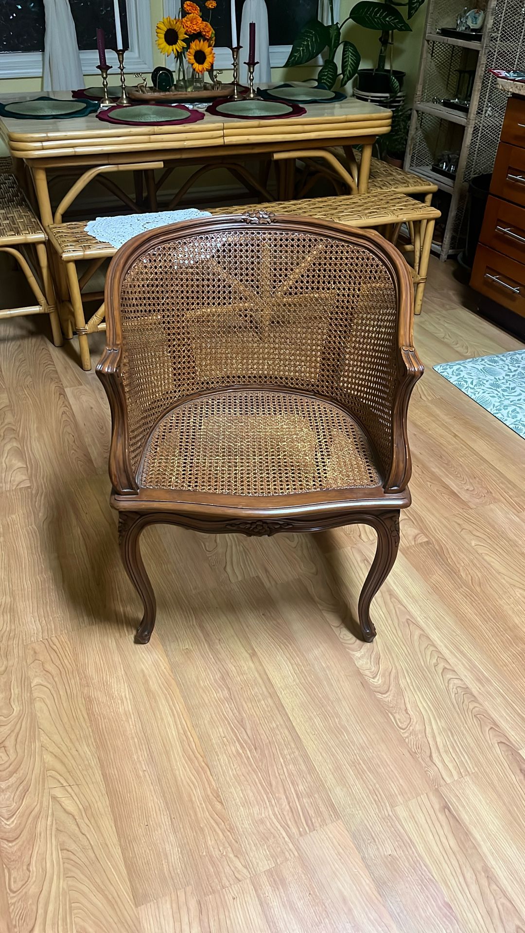 Elegant Antique Louis XV Cane-Back Chair – Immaculate Vintage Condition!