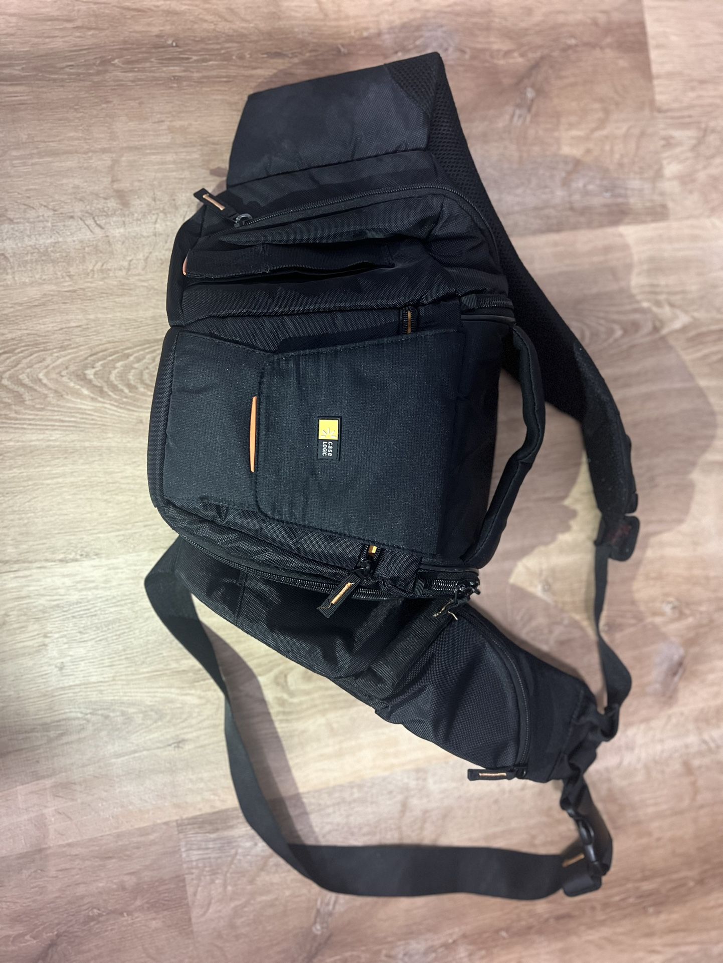 Case Logic Camera Case 120.581 SLR Suspension System Waist Bag Shoulder Strap