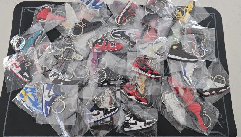 Sneaker Keychains Mini Shoe Charms
