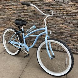 Firmstrong “ Urban Lady “ 26 inch Beach Cruiser w/ U- Lock Baby Blue