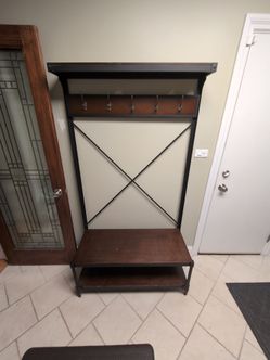 Free coat rack