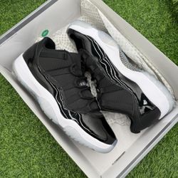 Jordan 11 “Space Jam” Low Size 12