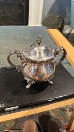 Webster Wilcox, American Rose Silver-  Plated Footed Sugar Bowl with Lid