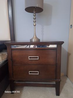 Rose wood night stand 2 drawer with lamp
