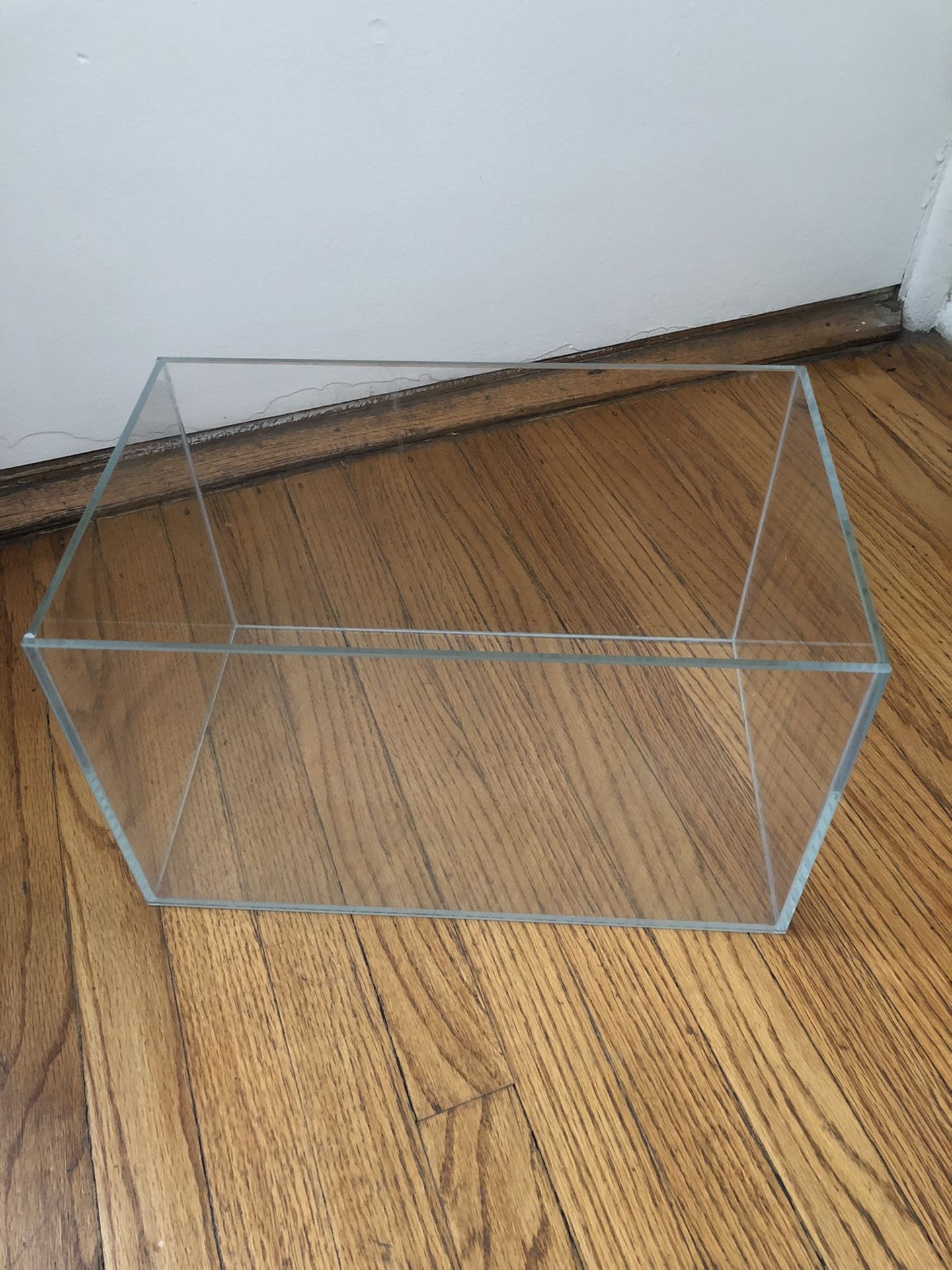 Small Fish Tank - Glass