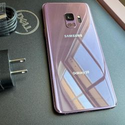 Samsung Galaxy S9  , Unlocked  for all Company Carrier ,  Excellent Condition Like New 