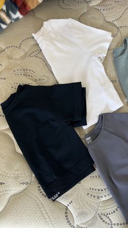 women’s workout shirts