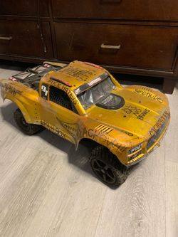 Mojave 6s blx 1/7 scale short course truck