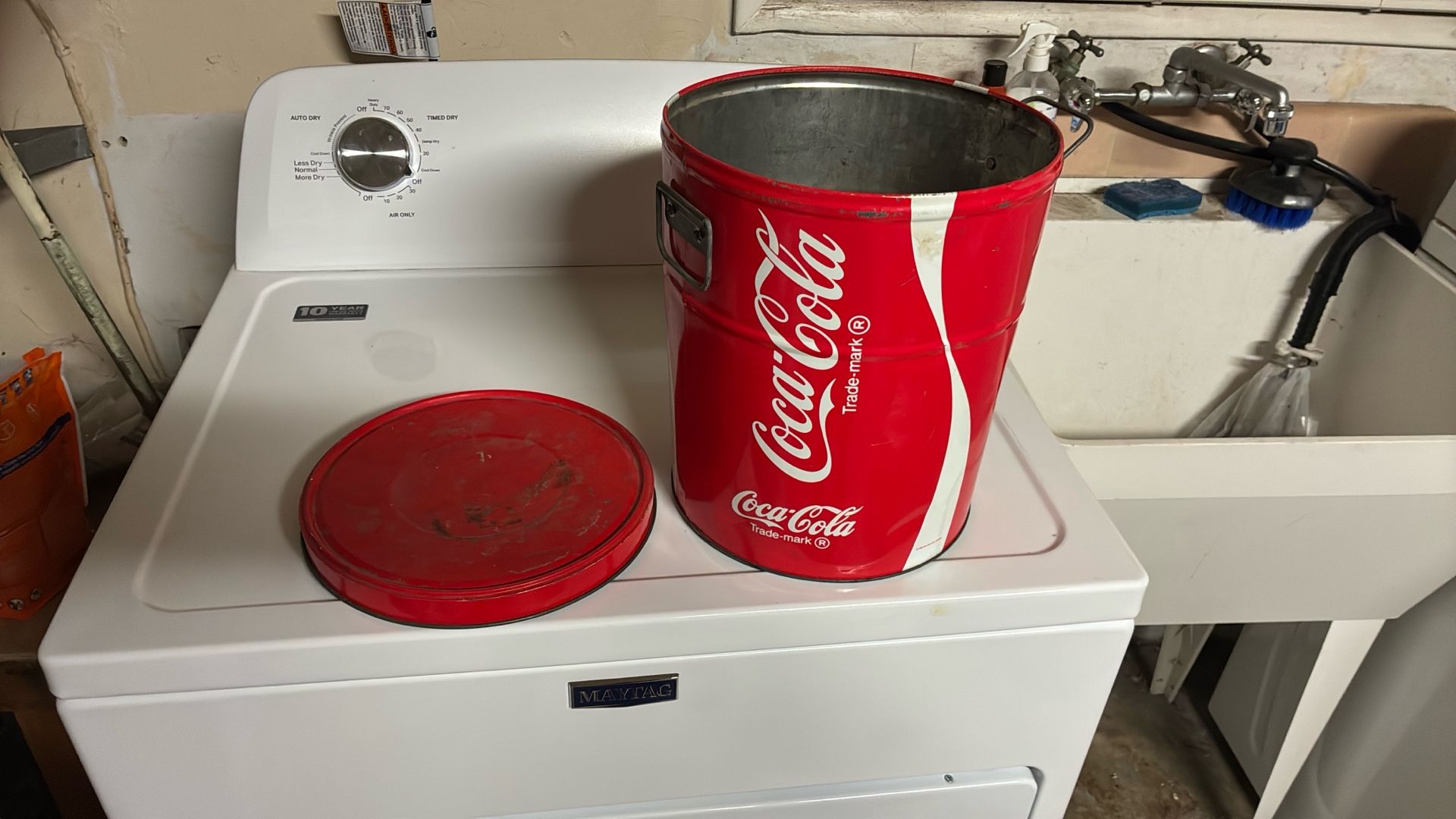 1983 Coca Cola Popcorn Tin Vintage