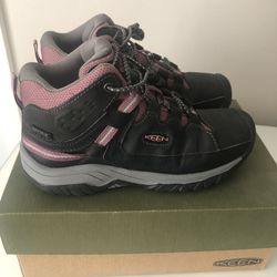 Girls Hiking Boots