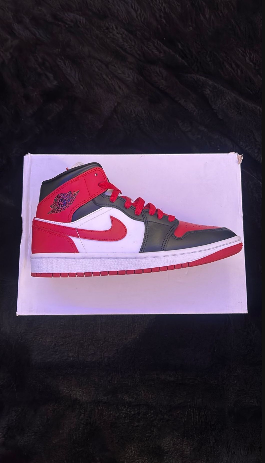 Air Jordan 1 Mid 