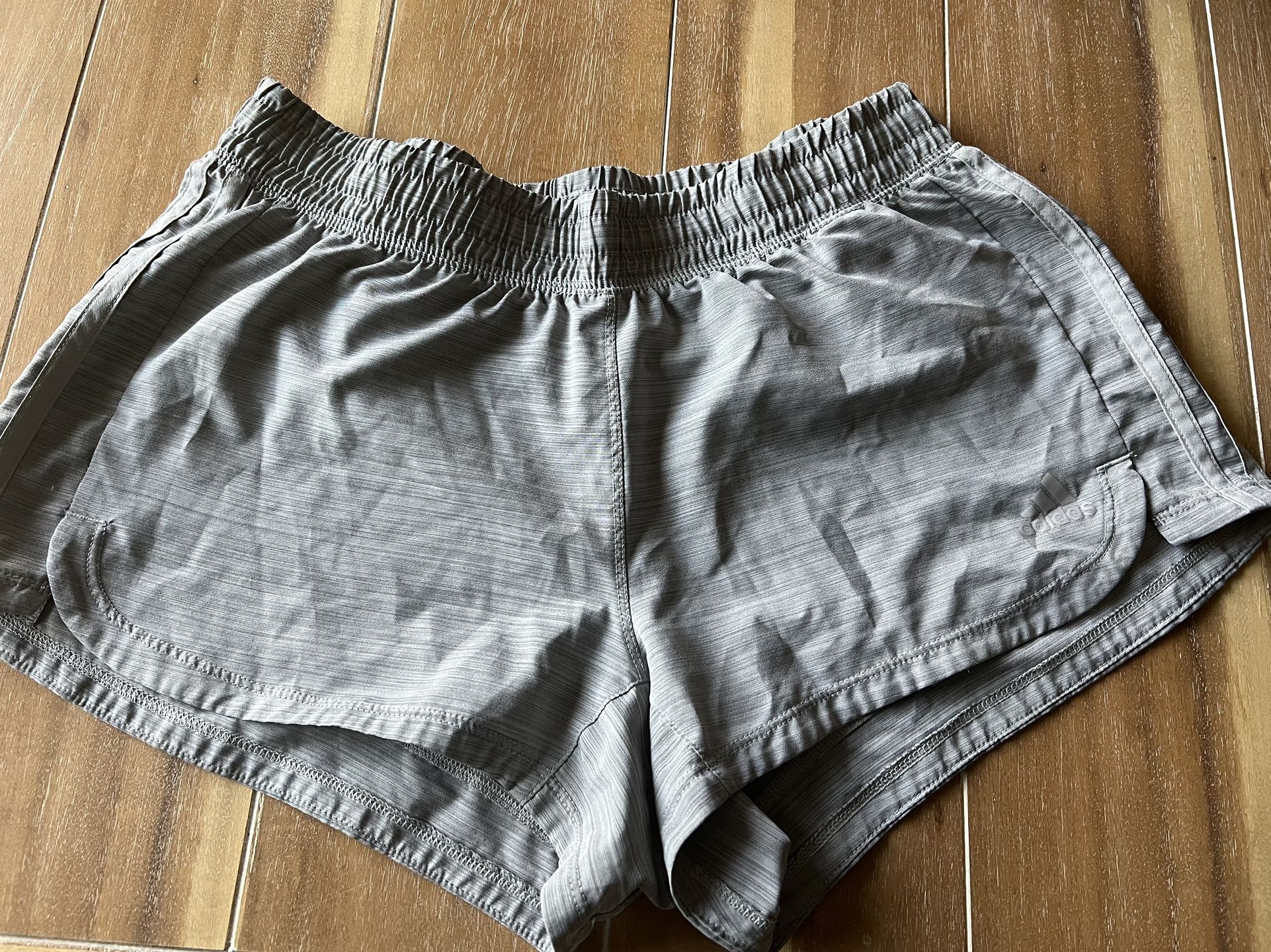 Adidas Women’s Juniors Short Size Small