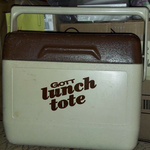 GOTT LUNCH TOTE 1980s Brown & Tan 6-Pack Personal Festival Cooler.