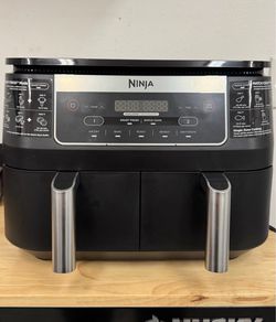 Ninja Foodi DualZone 8QT 2-Basket Air Fryer – Excellent Condition