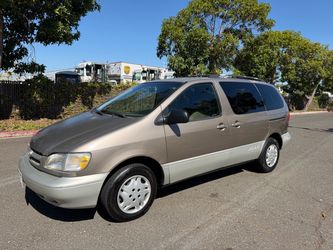 1999 Toyota Sienna