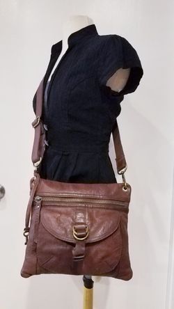 FOSSIL MADDOX BROWN LEATHER CROSS BODY SLING BAG SHOULDER STRAP EUC