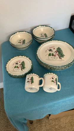 Adorable Christmas Dishes Set $40