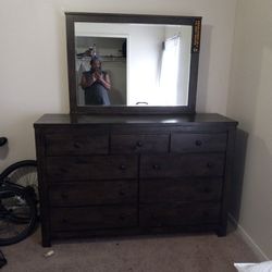 Large Dresser & Mirror 