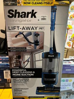 Shark Navigator Lift Away- New