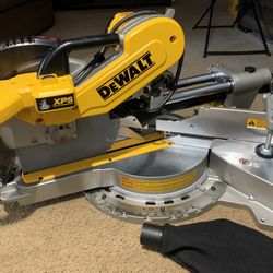 Vestiging zwaar Wees tevreden DEWALT 12” Double Bevel Sliding MITER SAW with XPS technology for Sale in La Verne, CA - OfferUp Vestiging zwaar Wees tevreden DEWALT 12” Double Bevel Sliding MITER SAW with XPS technology for Sale in La Verne, CA - OfferUp