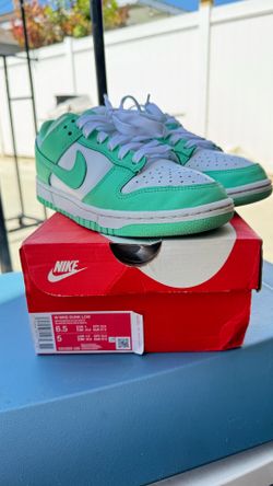 W Nike Dunk Low