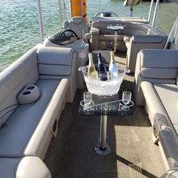 Pontoon Double Decker Funship Party Boat 