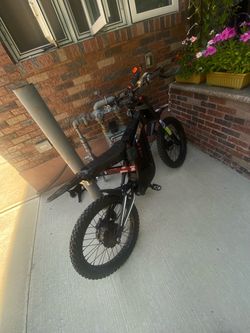Black Electric Dirt Bike(negotiable)