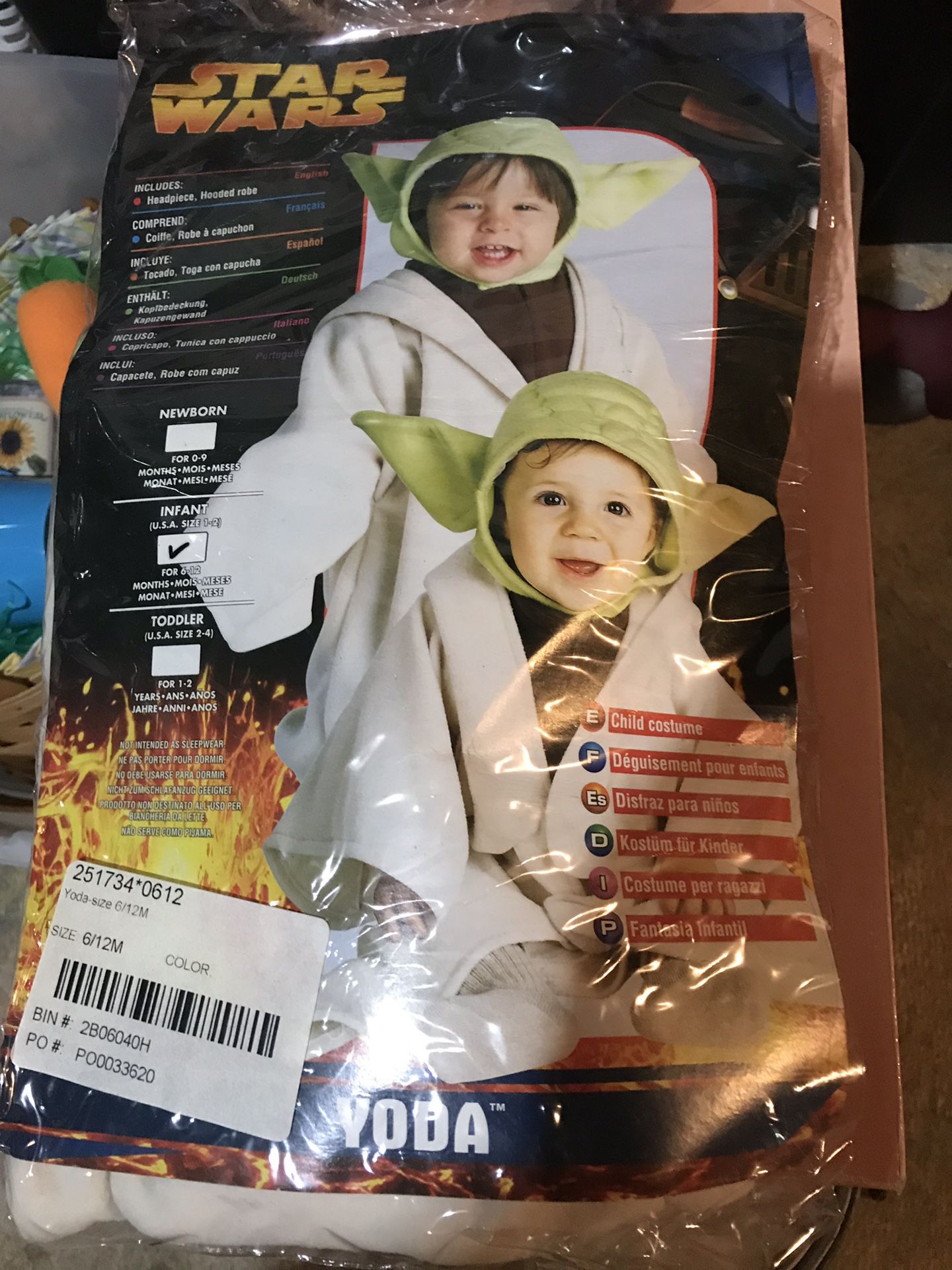 Infant yoda costume