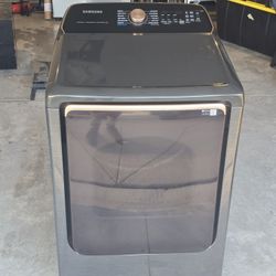 7.4 cu. ft. Smart Gas Dryer with Steam Sanitize+