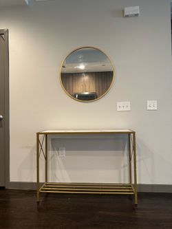 Entry way table and mirror set