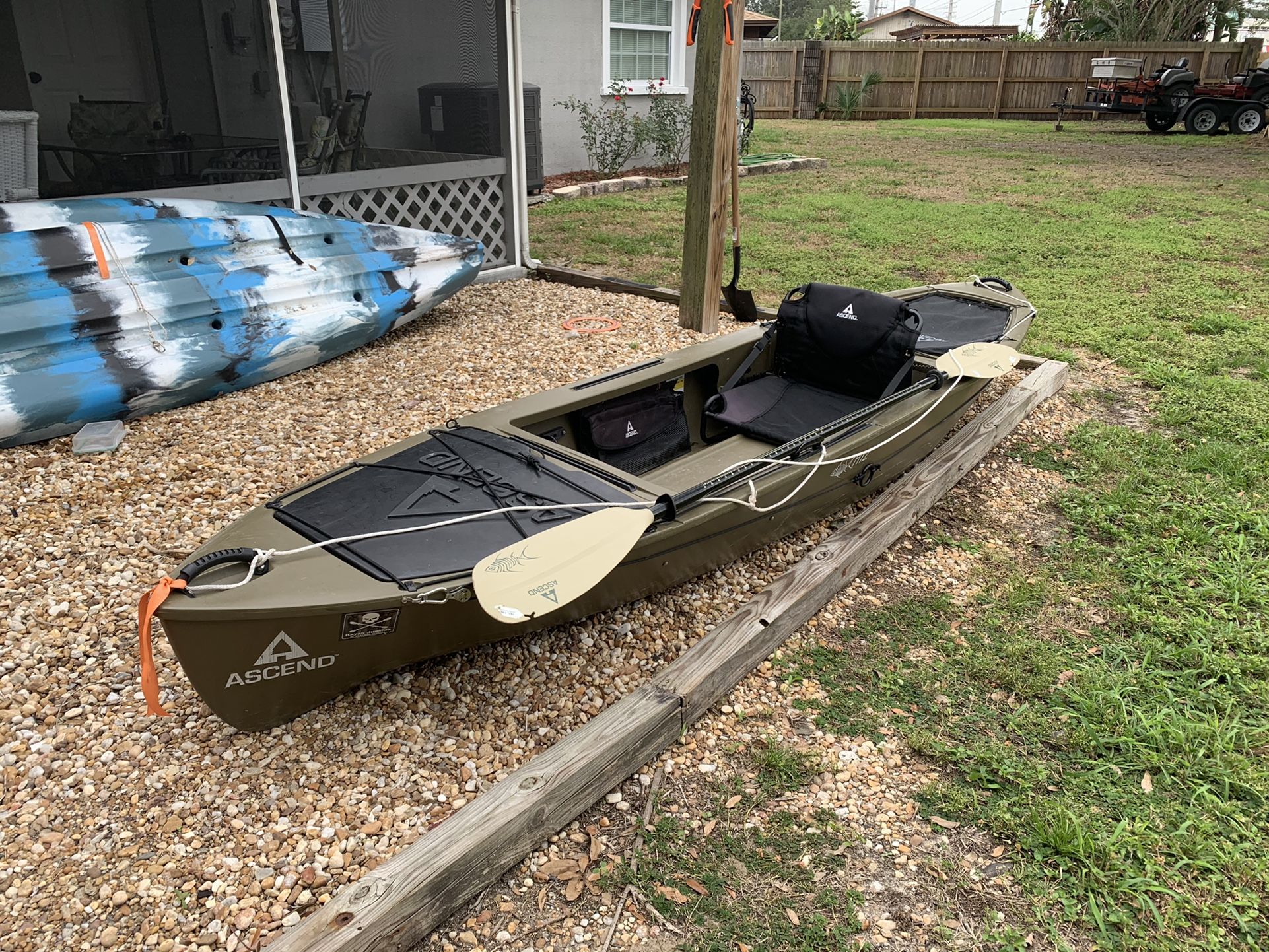 Ascend H12 Kayak for Sale in Lakeland, FL OfferUp