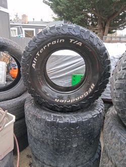 BFGoodrich All-Terrain T/A 35x12.50 R17