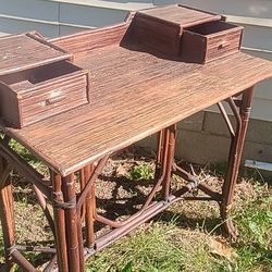 Table/Desk