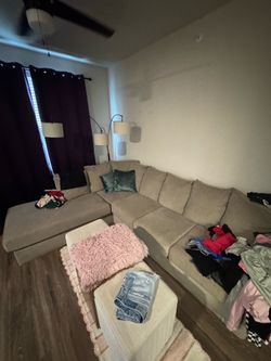 Couch sectional