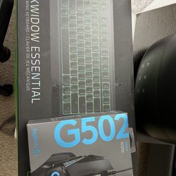 Razer Widow Keyboard & Logitech G502 HERO Mouse