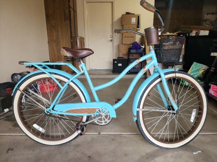 Huffy 26" Women's Cruiser Bicycle
