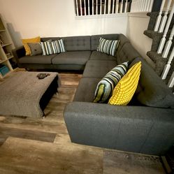 MORABO ikea corner  Sectional, 5-seat corner, Gunnared dark gray with wood legs new condition just looking for something deferent  