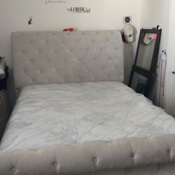 Queen Bedroom Set 