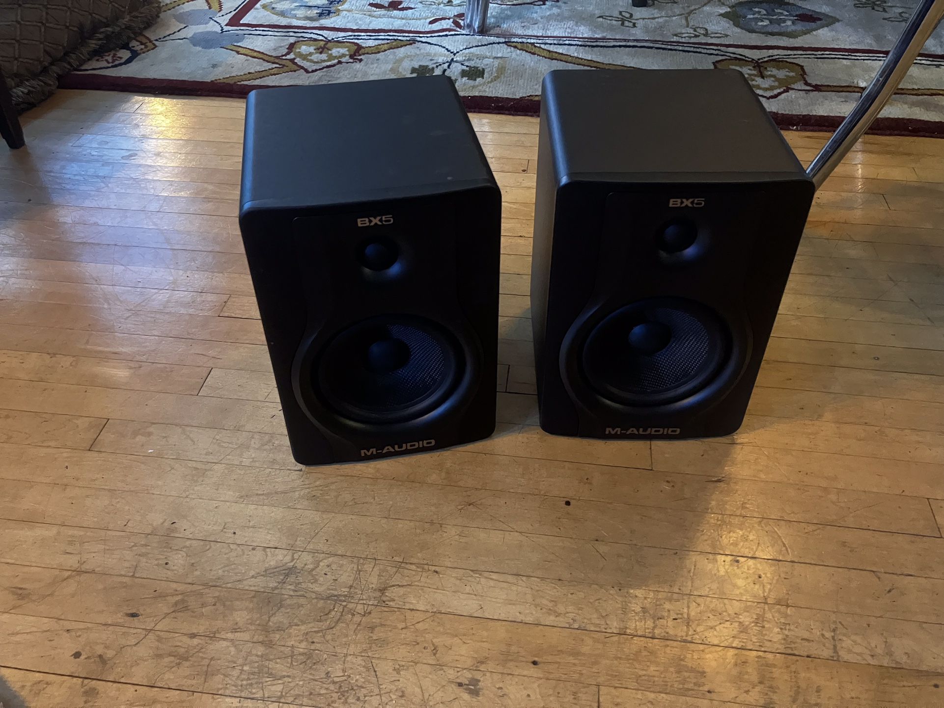 M-Audio BX-5 Carbon Black series Powered Studio monitors
