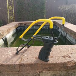 Heavy Duty Slingshot