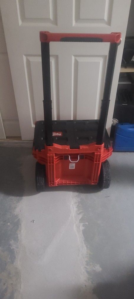 Milwaukee  2 Wheel. Rolling  Chest