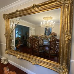 Very  Gorgeous  Wood  Antique Mirror 