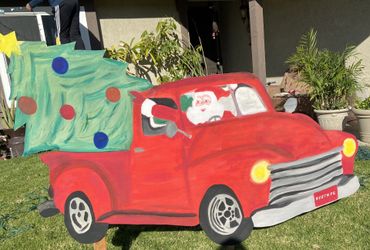 Christmas Prop Decorations “Santa’s Red Truck”