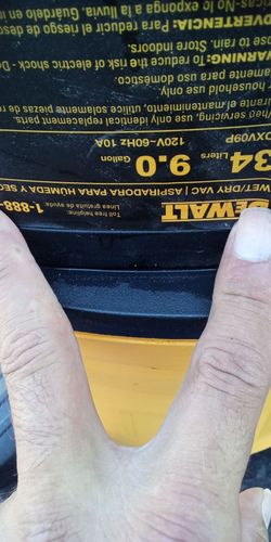 DeWalt shop vac