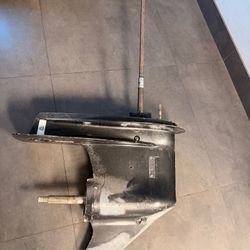 Suzuki 115HP Outboard 4-Stroke Lower Unit (2006)