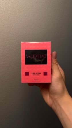 Valentino Donna Born in Roma Extradose Parfum