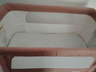 Pink Baby joy bassinet