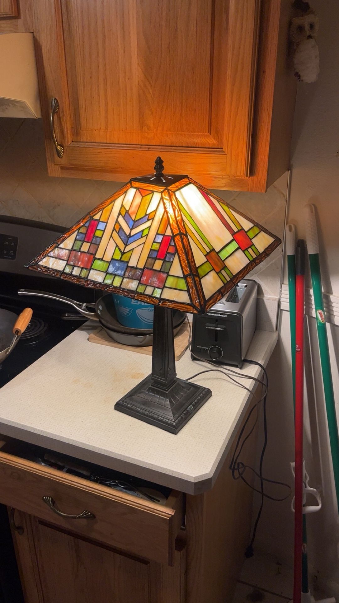 Vintage Tiffany style Stained Glass lamp